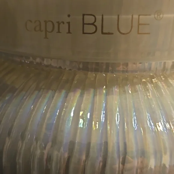 Capri Blue Volcano Glass Candle, Scent: Volcano, Size 50 oz., Retail $122.00 USD - Picture 11 of 12